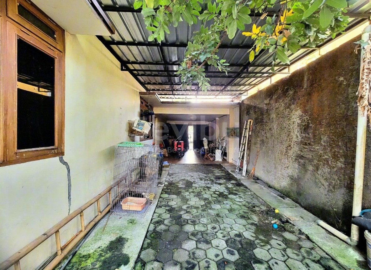 8b5163e1-40c5-46a8-a9f2-338df81e9667