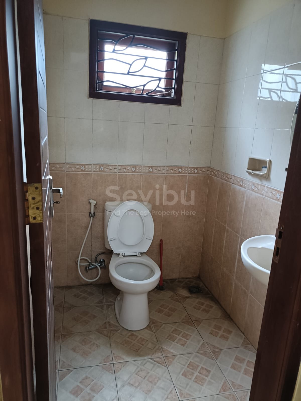 WhatsApp Image 2025-02-15 at 13.44.50