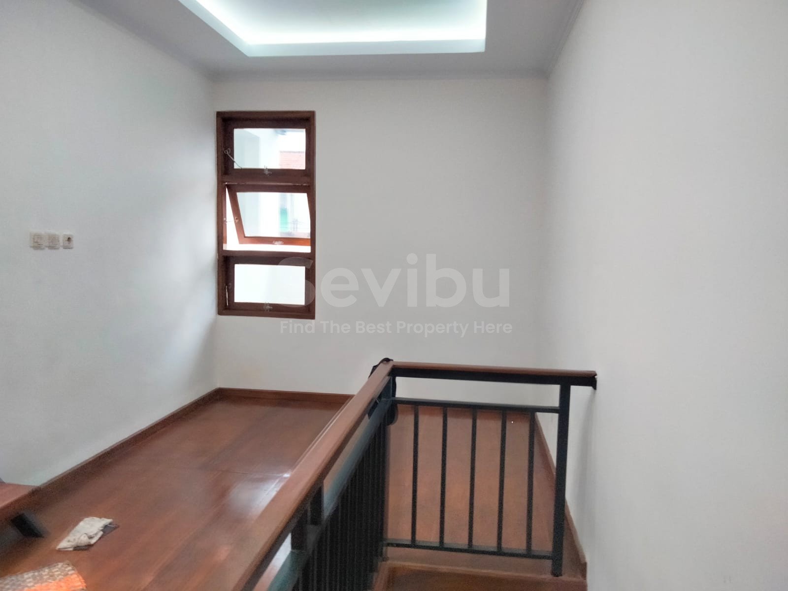 WhatsApp Image 2026-03-11 at 22.07.35