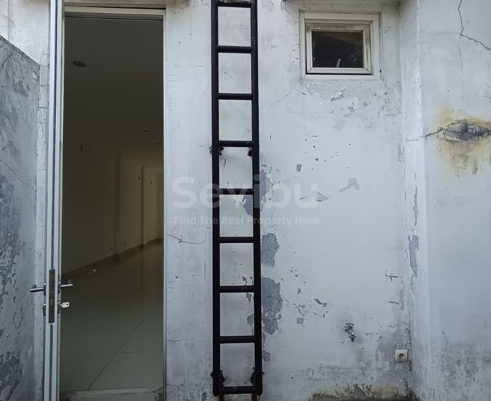 960