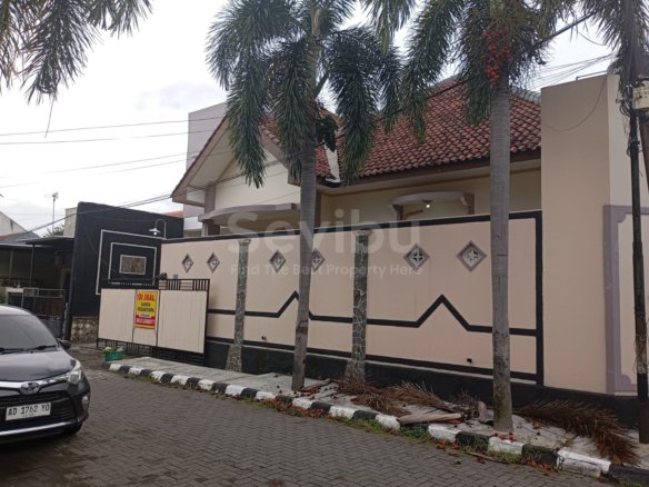 Rumah hook dijual di Perumahan Grogol Indah Jl Sadewa Telukan Grogol Sukoharjo