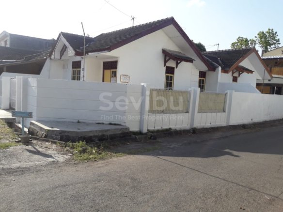 Dijual/Disewakan Rumah di Perumahan Grogol Indah, Lingkungan nyaman
