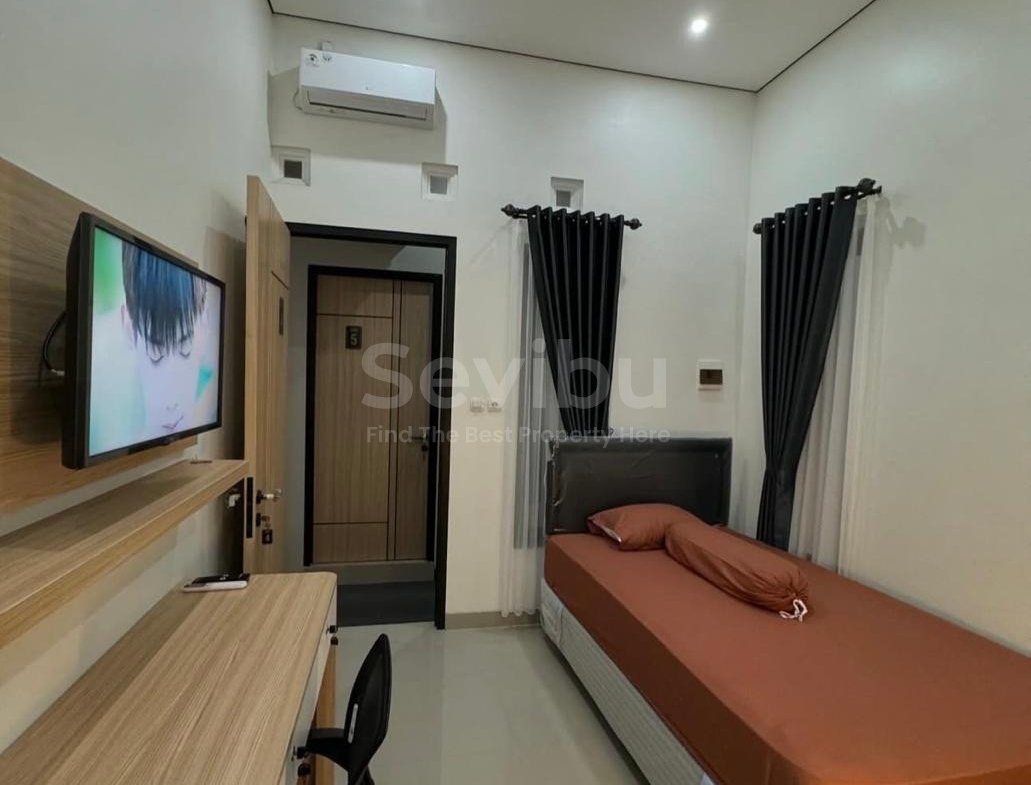 1031