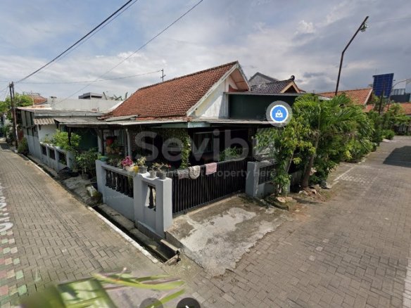Rumah dijual di Timur Pasar Karang Ayu Krobokan Semarang Barat nego BU