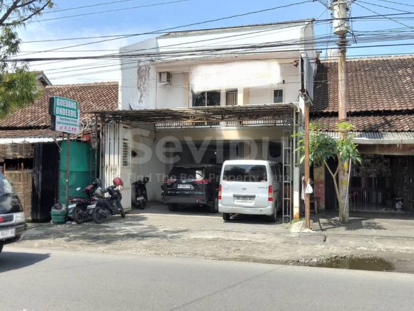 Ruko 2 lantai strategis ramai mangku jl Godean, Sleman