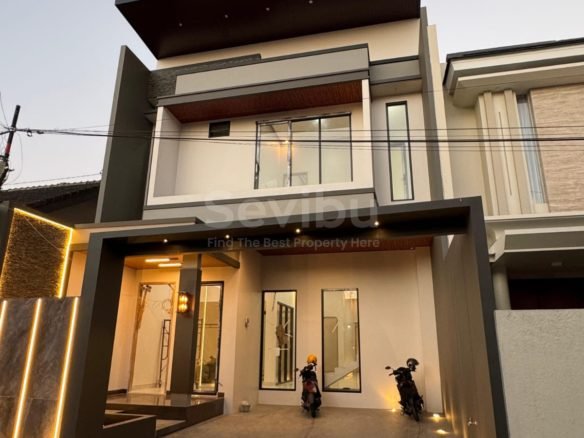 Rumah baru kontemporer di Purwomartani, Sleman, Yogyakarta