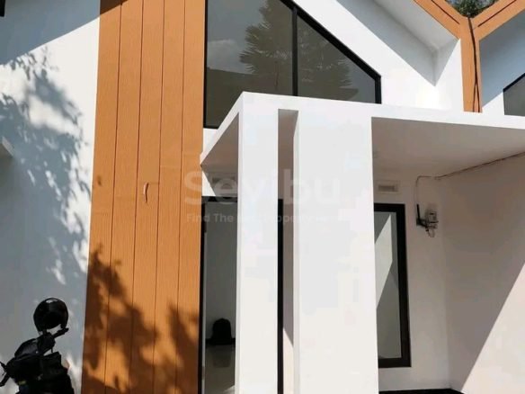 Rumah strategis di kawasan wisata Bns