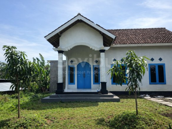 Rumah 350Jt Strategis Cocok Buka Usaha Karanganyar Solo