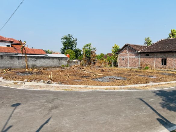 Tanah Murah 995m2 Karanganyar Kota Solo Jawa Tengah