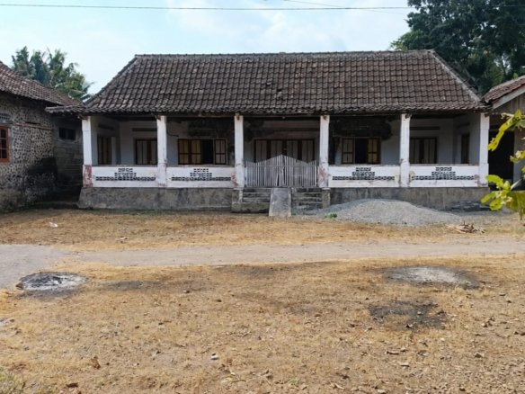 Jual Tanah dengan view sawah dan gunug dengan Bonus Bangungan Vintage yang classik