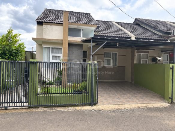 Rumah di cluster Pasirjati atas Ujungberung Bandung timur